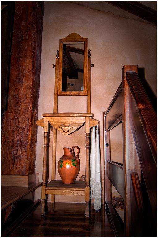 One-Bedroom House,178938192:JPEG